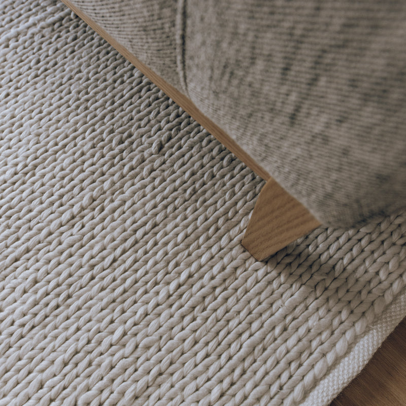 Hand-Woven Large Floor Rug in Fresh White Tones