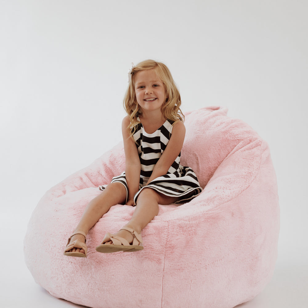 Mini Soft Pink Dreampod Chair - Compact Comfort for Cozy Moments